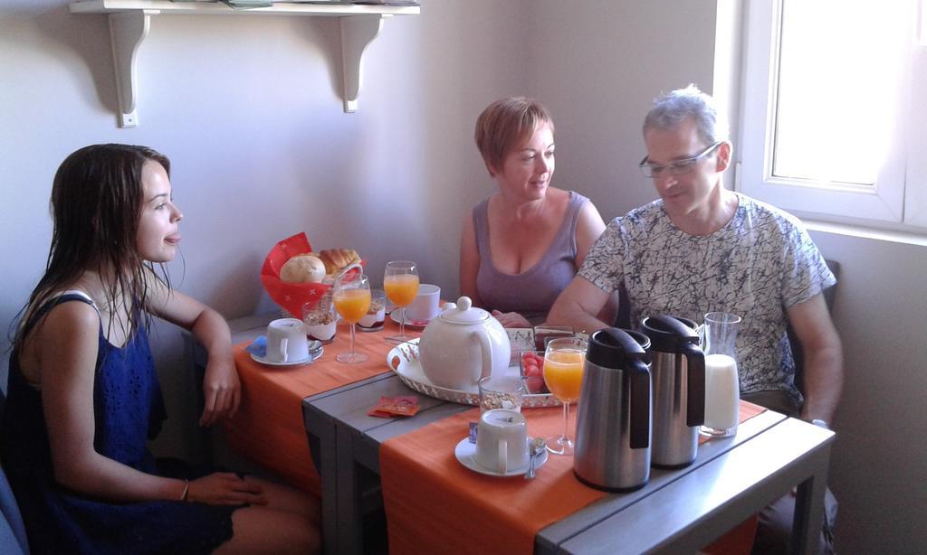 Guest House Antero De Quental OOporto Esterno foto